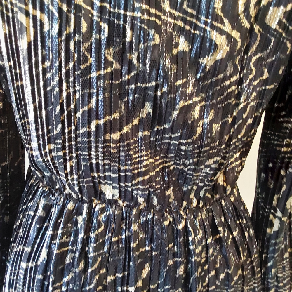 MICHAEL Michael Kors Navy and Gold Printed Long-Sleeve Wrap Dress - Picture 4 of 10